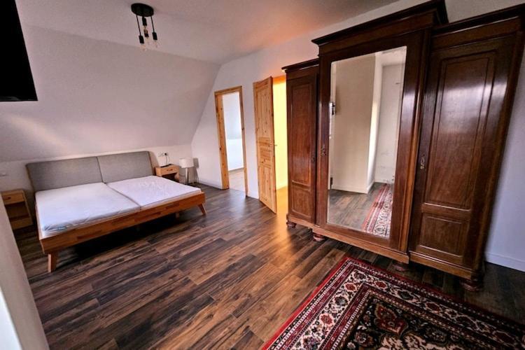 Charming, Restored Holiday Home In Wendorf Wendorf  ภายนอก รูปภาพ